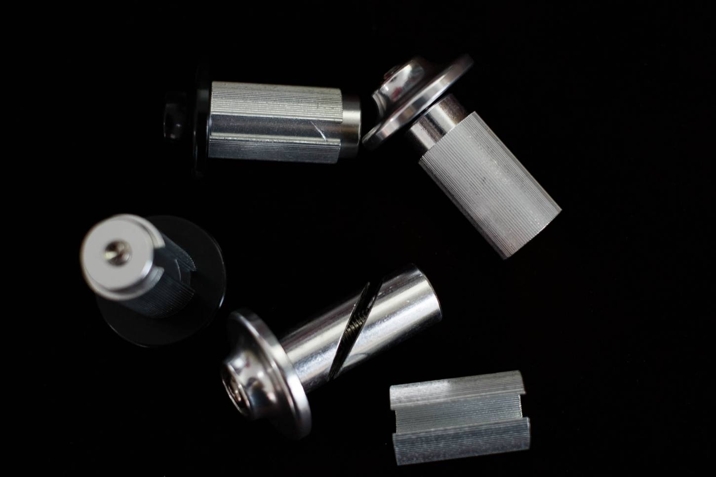 Handlebar end stopper aluminium handlebar stopper screwable silver + black very robust