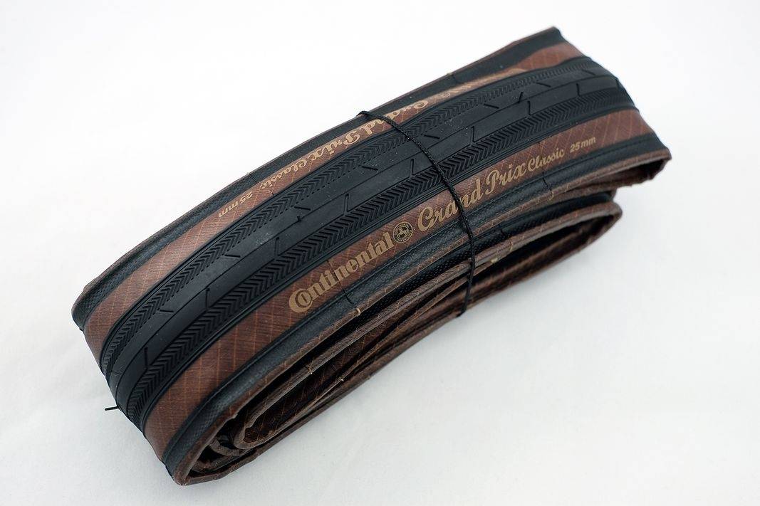Pneus Continental Grand Prix Classic / 700x25C pliable "brun rouge" 25 mm