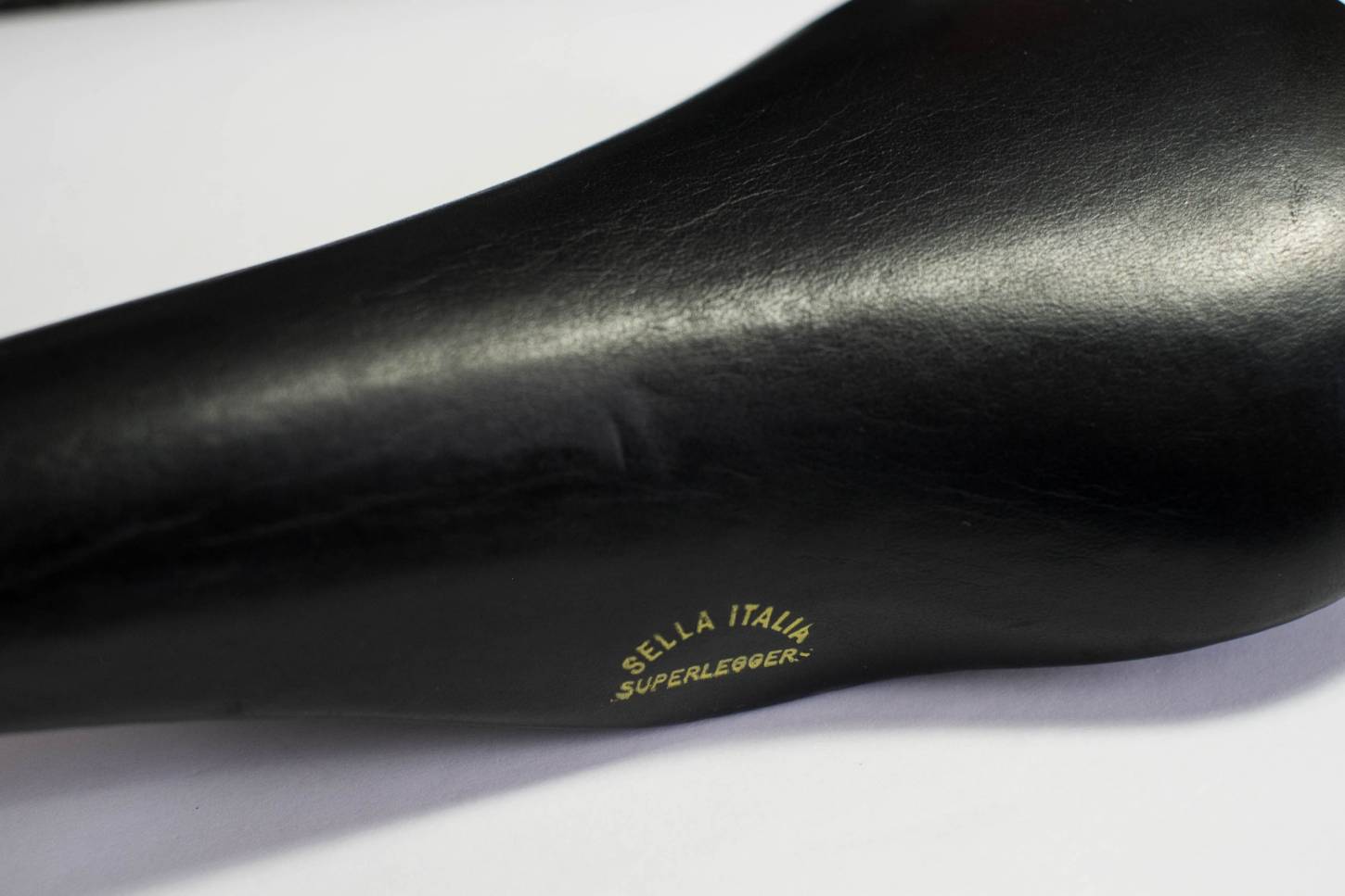 Sella Italia Superleggera Silla de montar de cuero negro Vintage