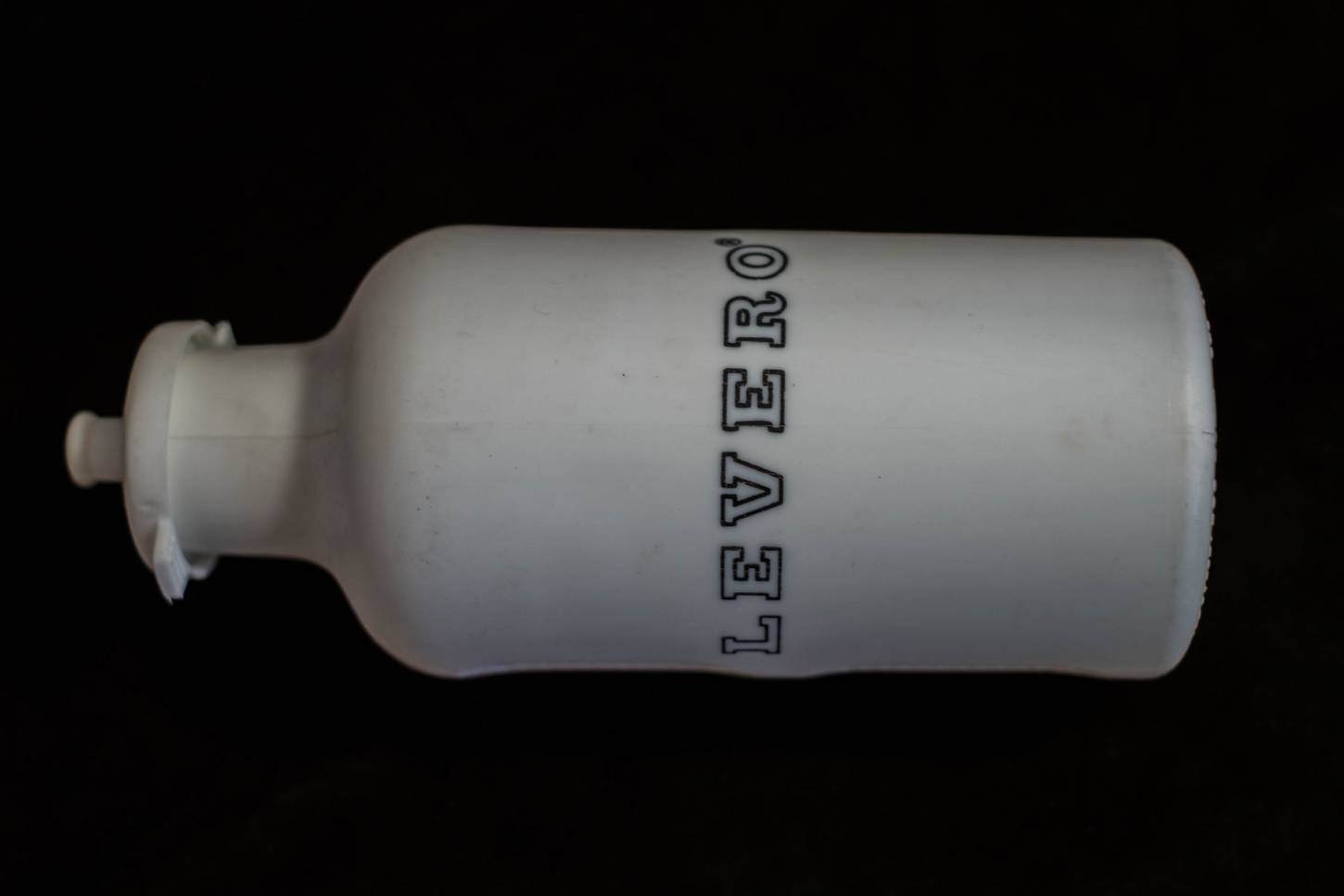 Vintage Trinkflasche Levero REG Atox 70/80er Jahre 500 ml weiß