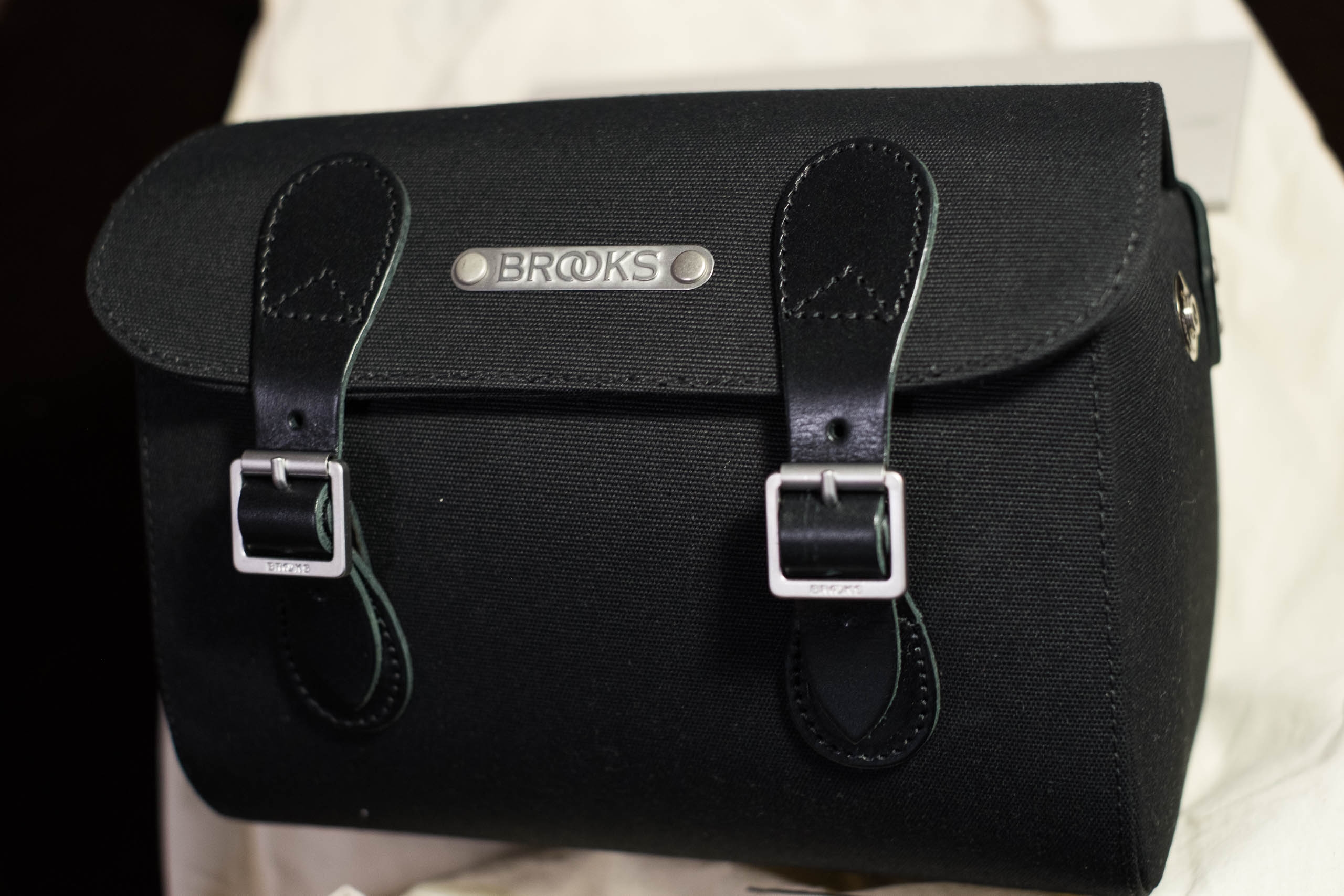 Brooks Millbrook Saddlebag Saddle Holdall Shoulder Bag Bag in black /  green-honey / green