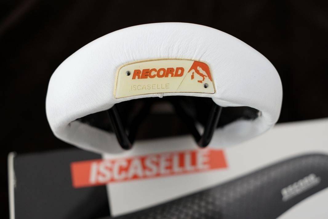 El sillín de la NOS vintage Iscaselle "Record" Campeón del Mundo de Bicicleta de Carretera en blanco